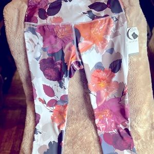 Cherish Floral leggings
